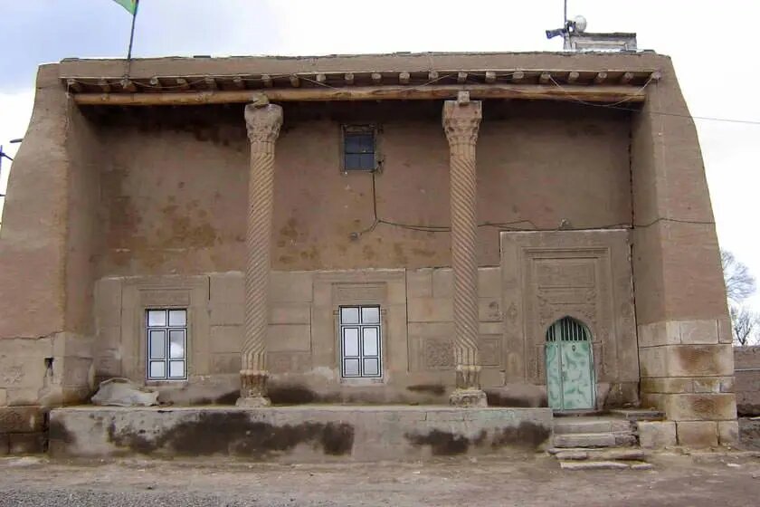 مسجد اسنق سراب