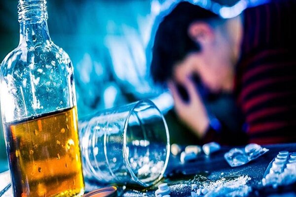 عوارض مصرف الکل در نوجوانان بیش از بزرگسالان است / چند دقیقه سرخوشی و یک عمر فشار خون بالا و بیماری قلبی 