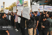 تجمع دانشجویان در اعتراض به عزل معاون سیاسی وزیر کشور