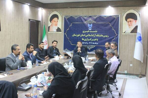 اصحاب رسانه باعث افزایش دقت در عملکرد مسئولین می‌شوند/ تقدیر از دفتر ایسکانیوز خوزستان
