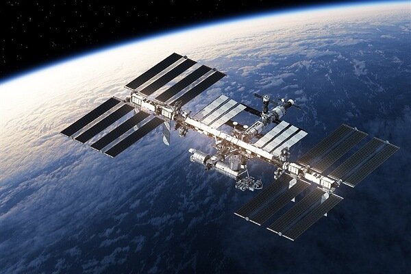 ورود فضانوردان به ایستگاه فضایی ناسا + فیلم