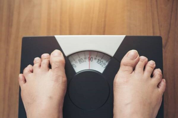 کاهش وزن زیاد در سنین بالا چه خطراتی دارد؟
