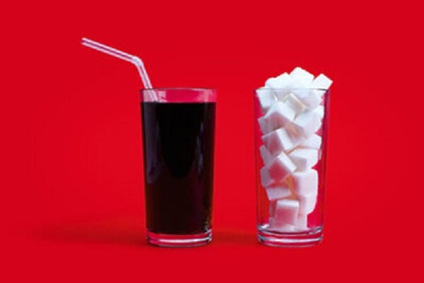 یک قوطی نوشابه برابر با چند حبه قند است؟