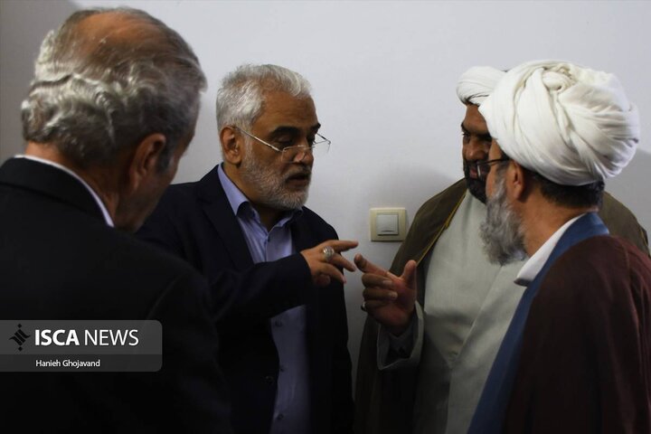 افتتاح مرکز تحقیقات نهج‌البلاغه دانشگاه آزاد در منارعلی 800 ساله اصفهان