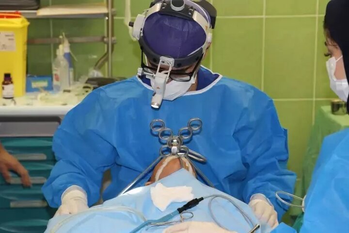 ۲۴ عمل جراحی رایگان در بیمارستان فرهیختگان دانشگاه آزاد اسلامی انجام شد