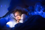 چگونه کودک را برای تنها خوابیدن آماده کنیم؟