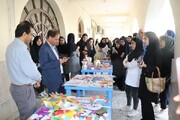 برگزاری نمایشگاه هنر و پاییز در دانشگاه آزاد بندرعباس