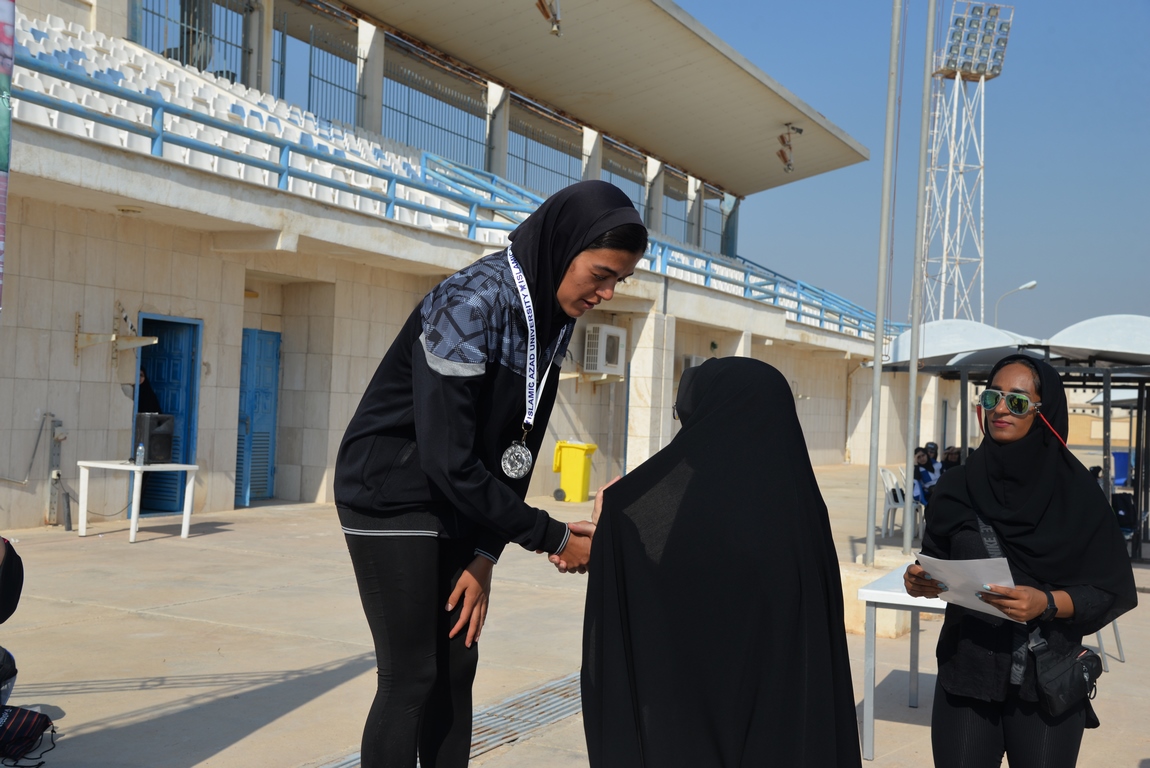 قهرمانی تیم اصفهان در مسابقات دوومیدانی دانشجویان دختر دانشگاه آزاد