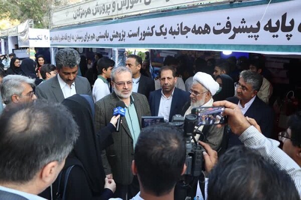 پیوند دانشگاه و صنعت باید کشور را از وابستگی نجات دهد