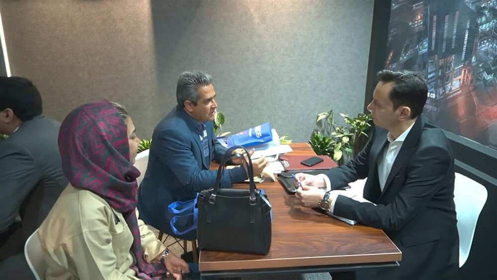 سنگ آهن مرکزی ایران