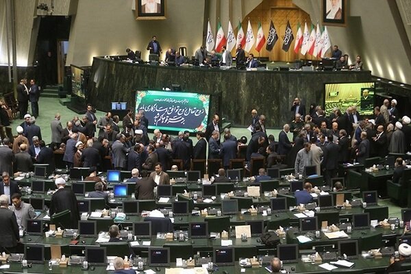 مخالفت مجلس با کلیات لایحه بودجه ۱۴۰۳ / صباغیان: افزایش ۱۸ درصدی حقوق‌ها با توجه به تورم بی‌عدالتی محض است