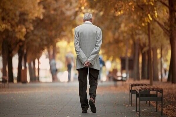 متوسط سن بازنشستگی به حدود ۴۰ سال و کمتر رسیده است