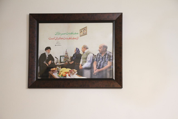 مادر شهید روبرت لازار: به ایرانی بودنم افتخار میکنم