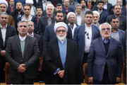 برگزاری نشست «روایت بصیرت» در دانشگاه آزاد مشهد/ مجموعه ۴۰ جلدی «رهنامه» رونمایی شد