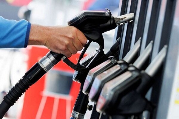 پیشنهاد جدید برای شارژ بنزین خانوارها/ کاهش 4.5 میلیارد دلار یارانه بنزینی‌ ثروتمندان
