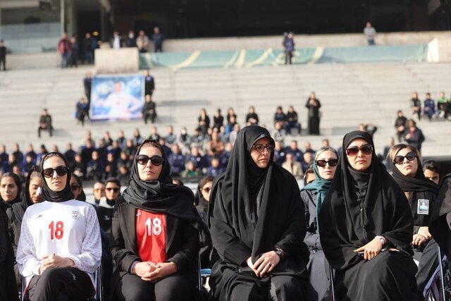 مراسم وداع با ملیکا محمدی با حضور ورزشکاران + عکس