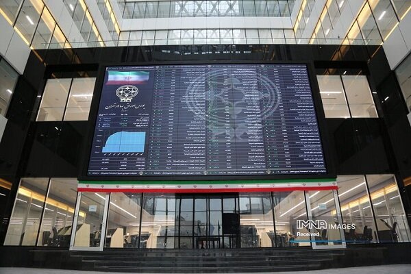 بورس سبز ماند / رشد ۴۴ هزار واحدی شاخص کل