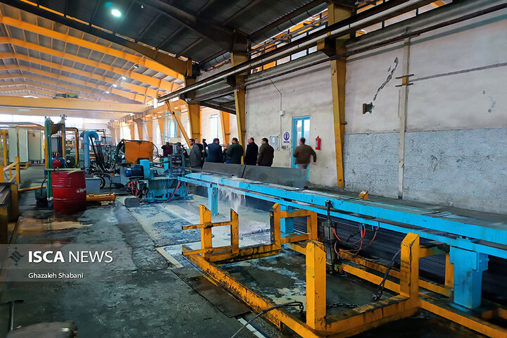 نان امید با احیاء و راه‌اندازی مجدد کارخانه‌های تعطیل بر سفره کارگران نشست