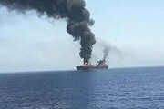 حمله موشکی به یک کشتی در دریای سرخ 
