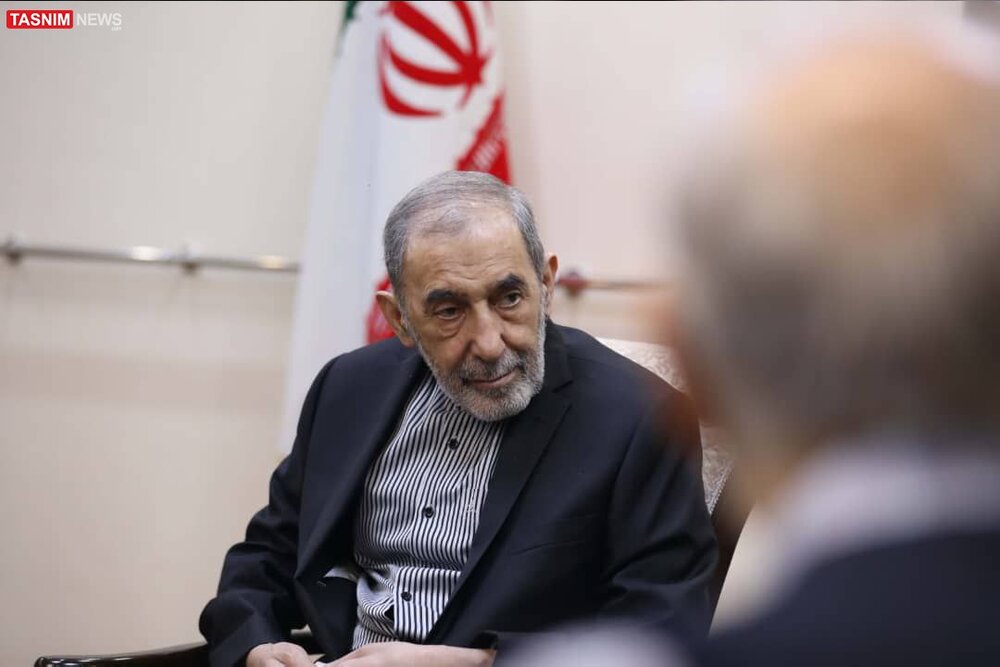 امیرعبداللهیان و وزیران خارجه سابق با ولایتی دیدار کردند + عکس