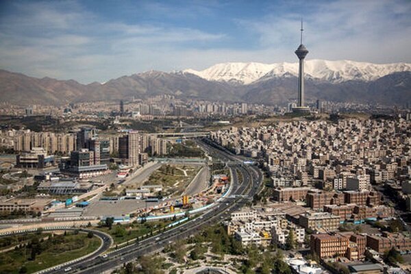 پایتخت زیر رگبار باران در آغاز سال جدید/ کاهش دمای هوای تهران از روز سه‌شنبه