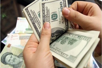 دلار در مرکز مبادله‌ چقدر شد؟