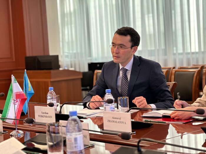 ایران و قزاقستان بر گسترش همکاریهای گردشگری تاکید کردند