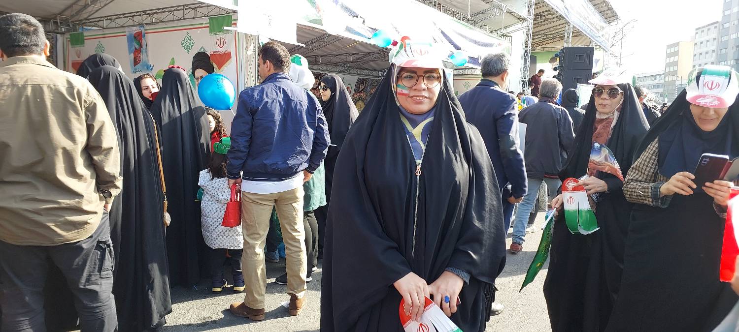 حضور پرشکوه مردم در راهپیمایی ۲۲ بهمن + عکس و فیلم