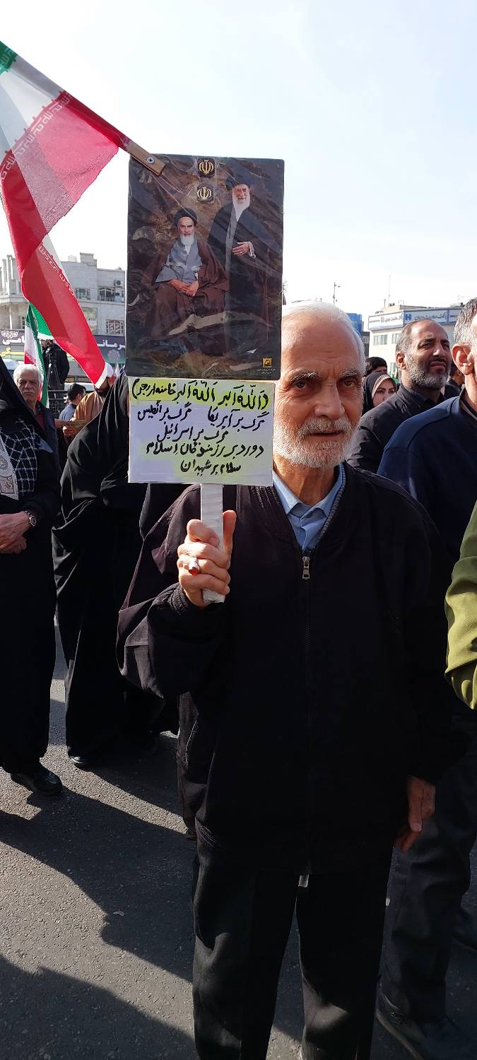 حضور پرشکوه مردم در راهپیمایی ۲۲ بهمن + عکس و فیلم