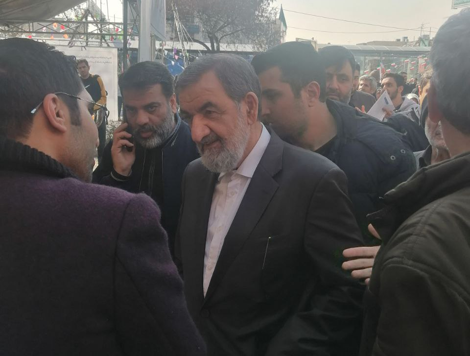 حضور پرشکوه مردم در راهپیمایی ۲۲ بهمن + عکس و فیلم