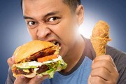 غذا خوردن سریع چه آسیب‌هایی به بدن میزند؟