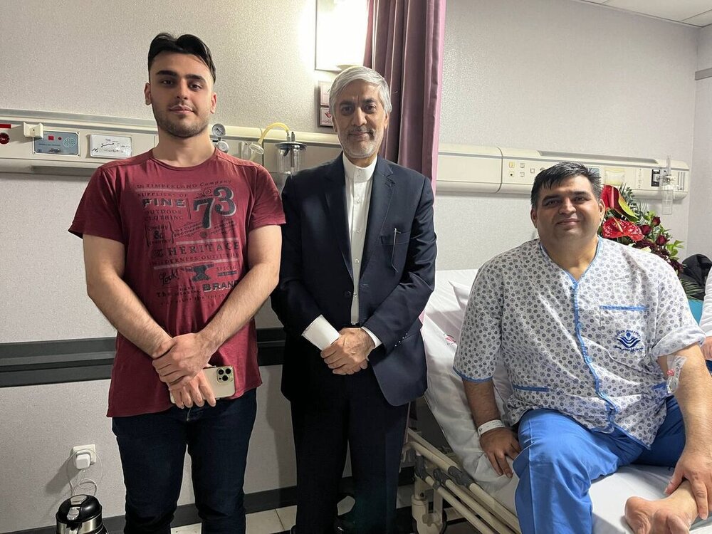 حسین رضازاده در بیمارستان + عکس