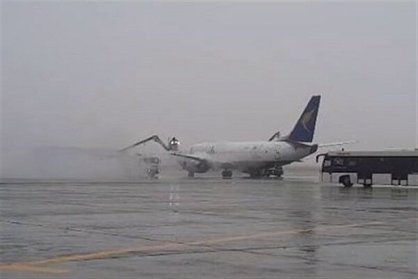 وضعیت پروازهای فرودگاه امام در پی بارش برف