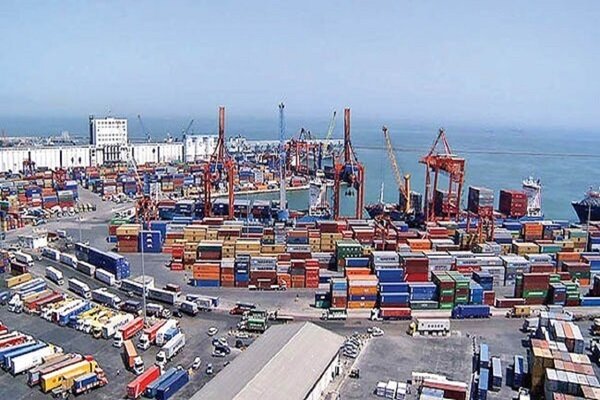 تجارت ۶۱ میلیارد دلاری ایران با ۱۵ کشور همسایه در سال گذشته
