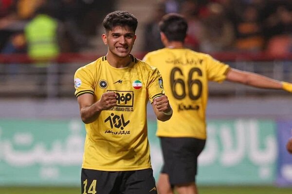 مبلغ درخواستی سپاهان برای فروش ستاره خود به پرسپولیس لو رفت مبلغ درخواستی سپاهان برای فروش ستاره خود به پرسپولیس لو رفت