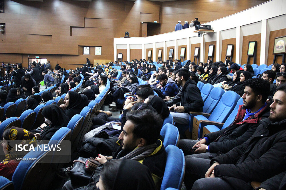 تقدیر از ۱۱۶ اثر برتر دانشجویی/ رشد ۲۳۴ درصدی تولیدات کانونها در یک سال