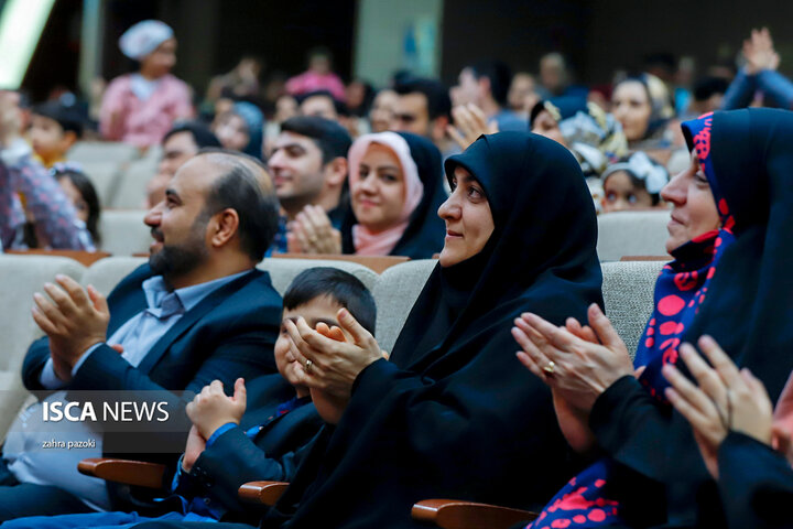 جشن هفته خانواده در دانشگاه آزاد اسلامی