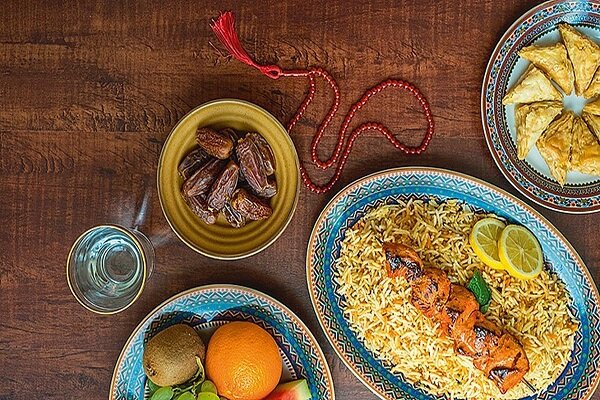 بایدها و نبایدهای افطاری و سحری در ماه رمضان