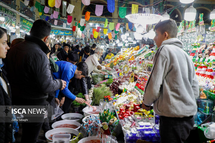 شلوغی بازار تجریش در آستانه نوروز