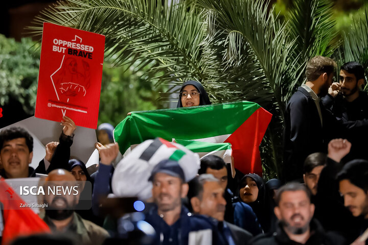 تجمع مردمی مقابل سفارت انگلیس در حمایت از  مردم غزه