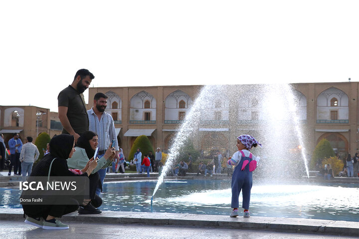 سیمای بهاری اصفهان با حضور گردشگران نوروزی ۱۴۰۳