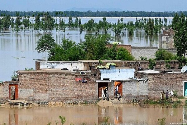 بارندگی‌های شدید در پاکستان جان ۷۱ تن را گرفت