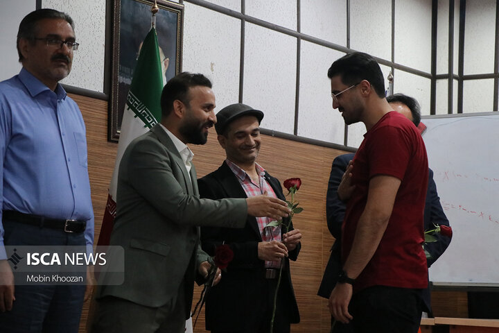 مراسم بزرگداشت روز روانشناس و مشاور در دانشگاه آزاد اسلامی یزد برگزار شد