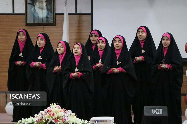 همایش شگرد معلمی، به مناسبت روز معلم در دانشگاه آزاد اسلامی یزد برگزار شد