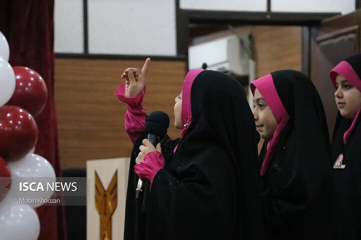 همایش شگرد معلمی، به مناسبت روز معلم در دانشگاه آزاد اسلامی یزد برگزار شد