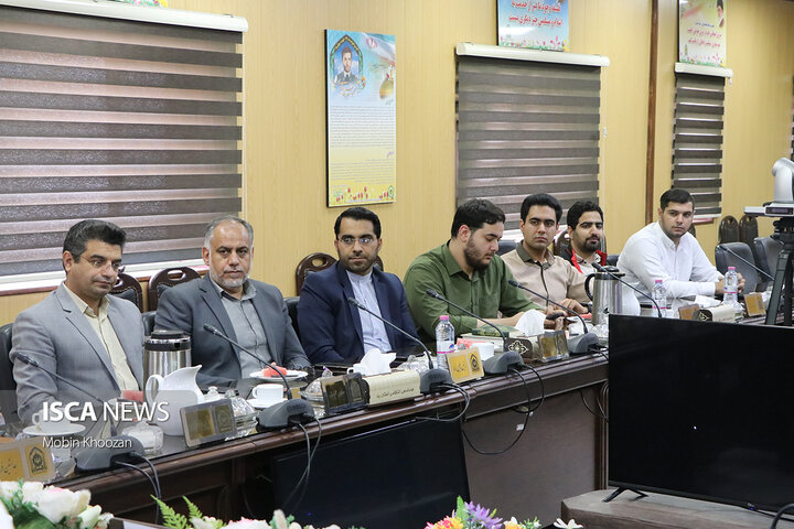 حمایت جمعی از دانشجویان و اساتید از طرح نور در استان یزد