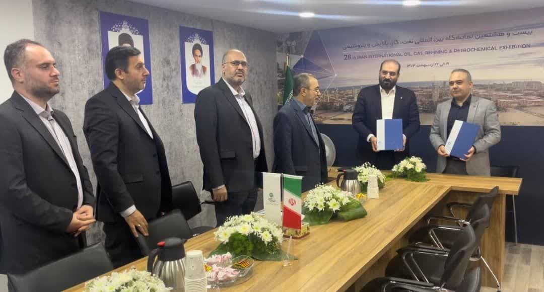 بوشهر نماینده دانشگاه آزاد در فعالیتهای حوزه نفت و پتروشیمی شد