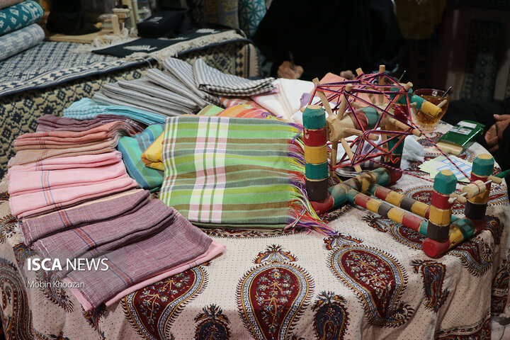 گزارش تصویری از پانزدهمین نمایشگاه صنایع دستی ایران در یزد