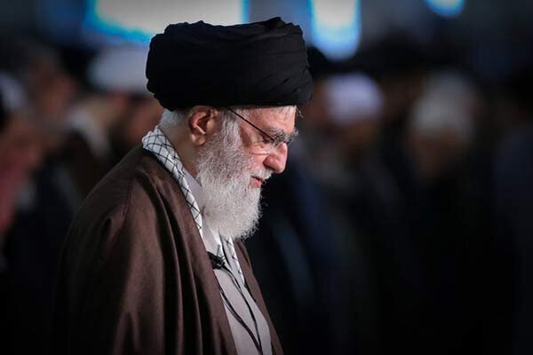 رونمایی تقریظ رهبرانقلاب بر ۳ کتاب رونمایی تقریظ رهبرانقلاب بر ۳ کتاب