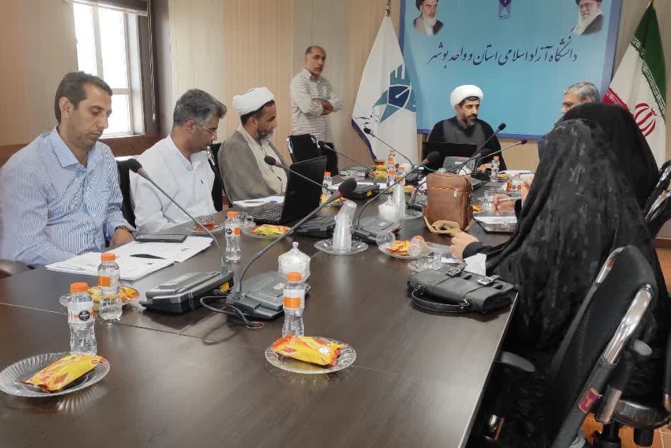 برگزاری بیش از ۳ هزار کلاس درس انس با قرآن کریم در دانشگاه آزاد